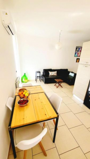 2 bedrooms appartement with furnished balcony and wifi at Formia 1 km away from the beach Formia